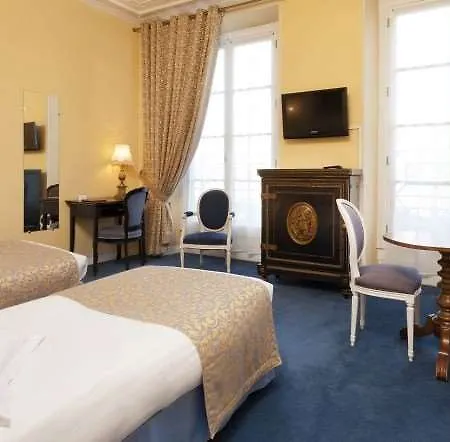Hotel Du Quai Voltaire Paris