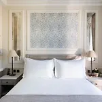 Hotel Du Quai Voltaire Paris