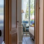 Hotel Du Quai Voltaire Paris