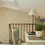 Hotel Du Quai Voltaire