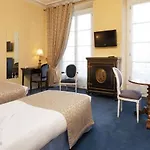 Hotel Du Quai Voltaire Paris