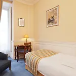 Du Quai Voltaire Hotel Paris