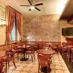Du Quai Voltaire Hotel Paris