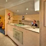 Hotel Du Quai Voltaire Paris