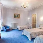 Hotel Du Quai Voltaire Paris
