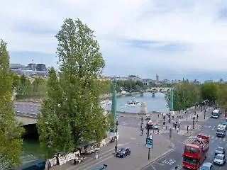 Du Quai Voltaire 4* Parijs