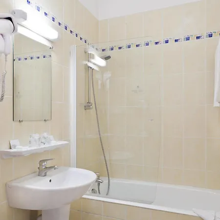 Du Quai Voltaire Hotel Parijs