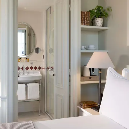 Du Quai Voltaire Hotel