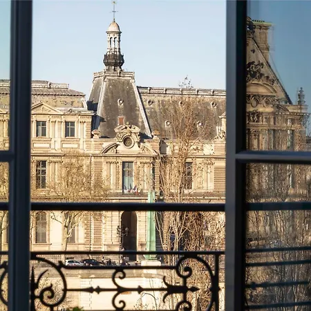 Hotel Du Quai Voltaire Paris