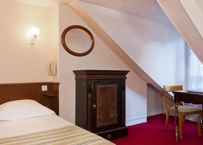 Du Quai Voltaire Hotel Paris