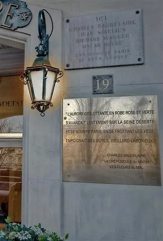 Du Quai Voltaire Hotel Paris