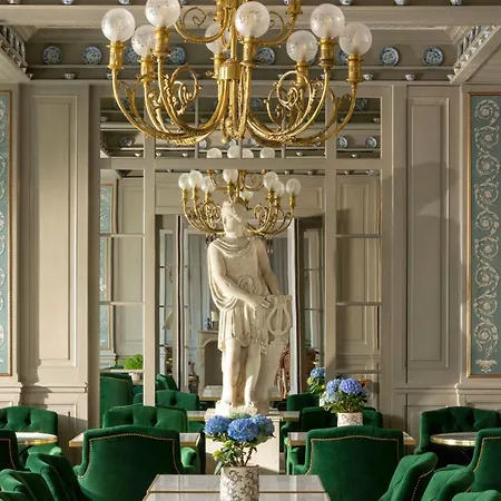 Otel Du Quai Voltaire Paris