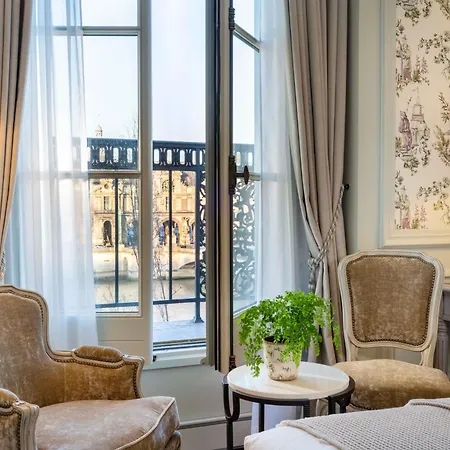 Otel Du Quai Voltaire Paris