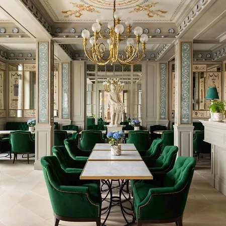 Du Quai Voltaire 3* Paris