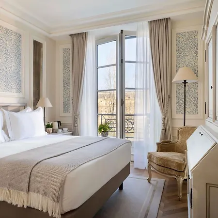 Du Quai Voltaire Otel Paris