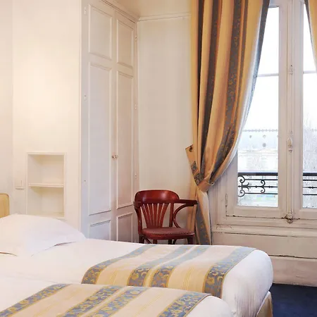 Du Quai Voltaire Paris