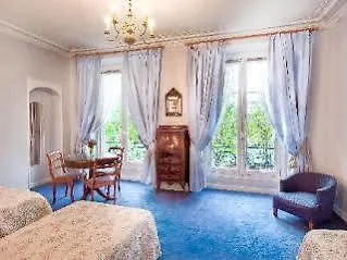 Otel Du Quai Voltaire Paris